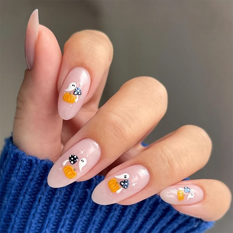 Kunstnagelset mit verspieltem Panda-Design Karnz