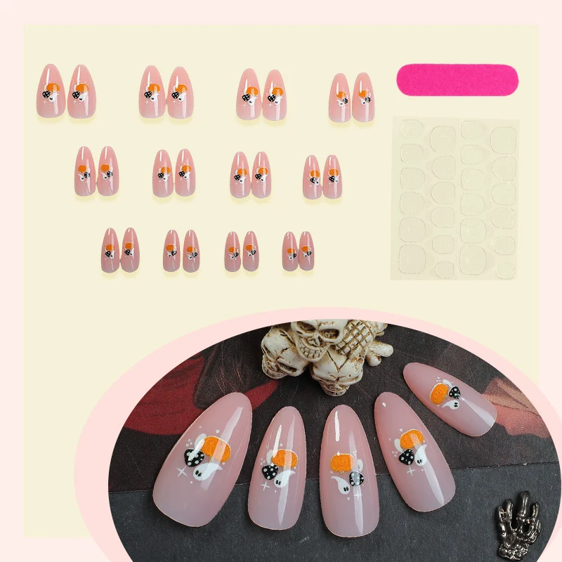 Kunstnagelset mit verspieltem Panda-Design Karnz