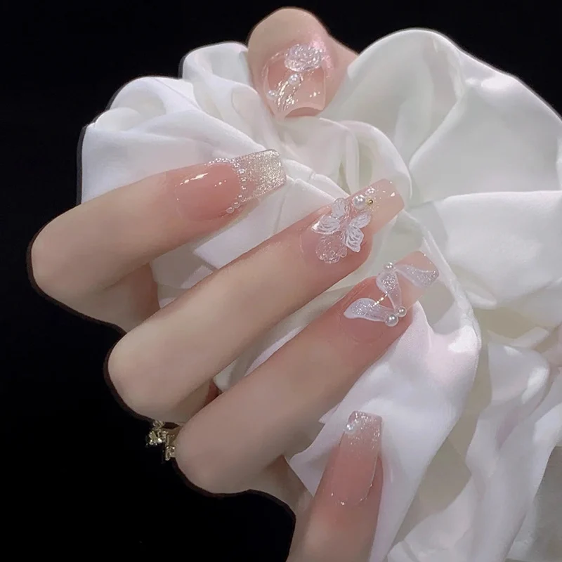 Künstlerisches Press-On-Nagelset mit glitzernden Sternakzenten Karnz