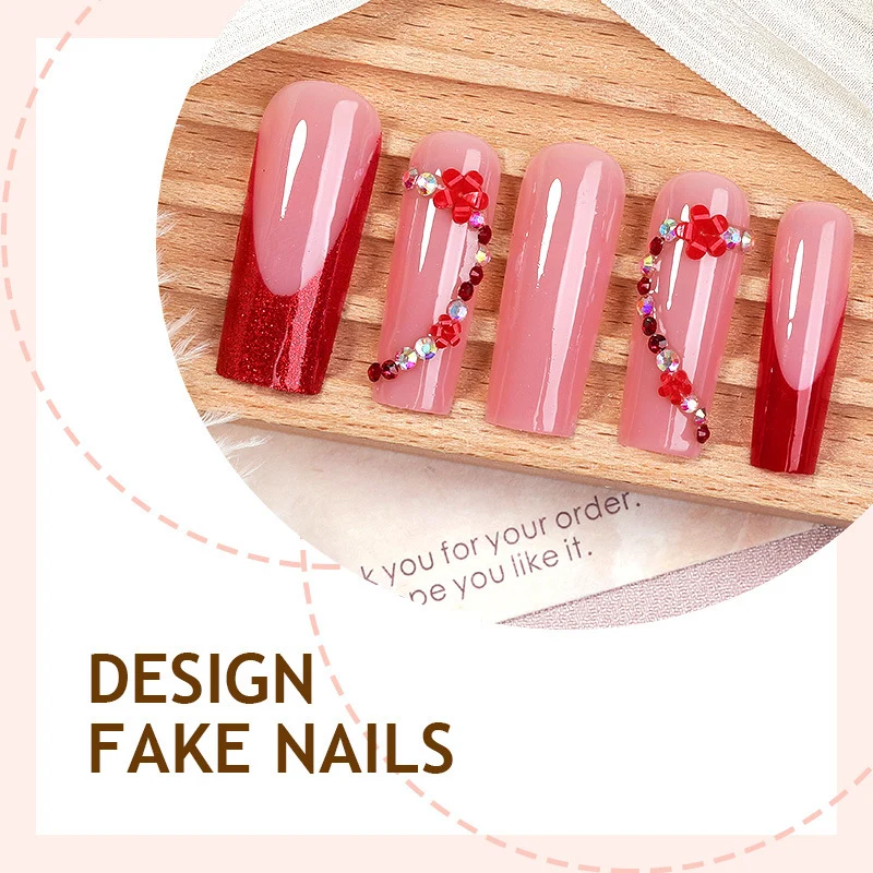 Kunstnagelset mit luxuriösen Akzenten und eleganten Designs Karnz