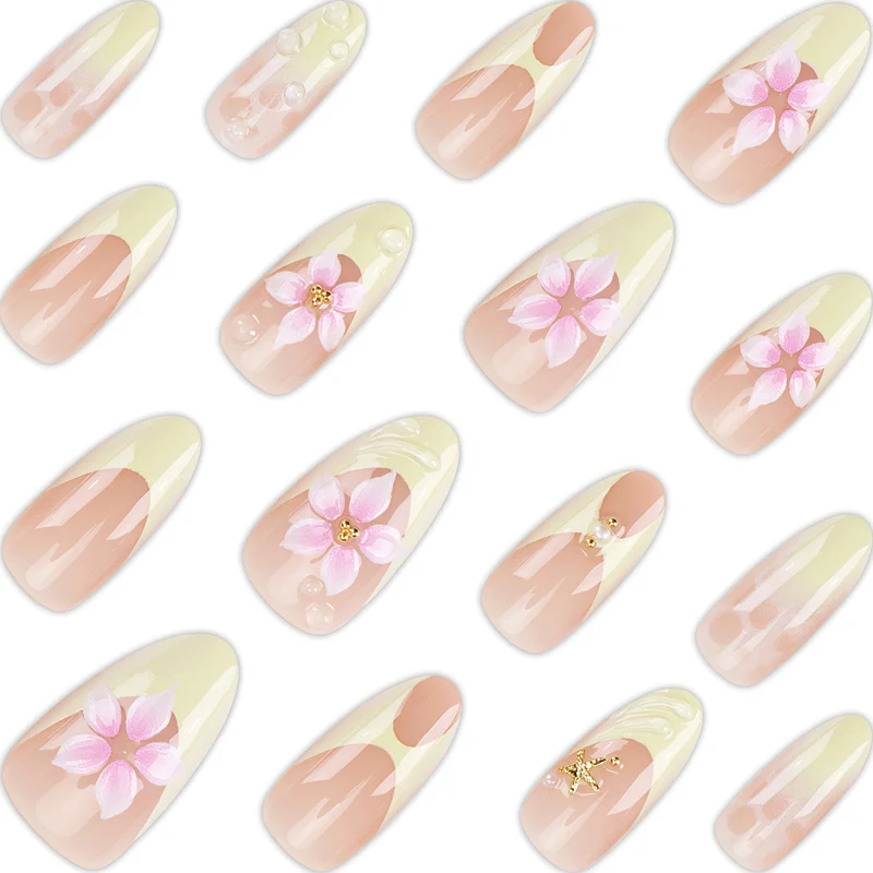 Künstlerisches Press-On Nagelset mit floralem Design Karnz
