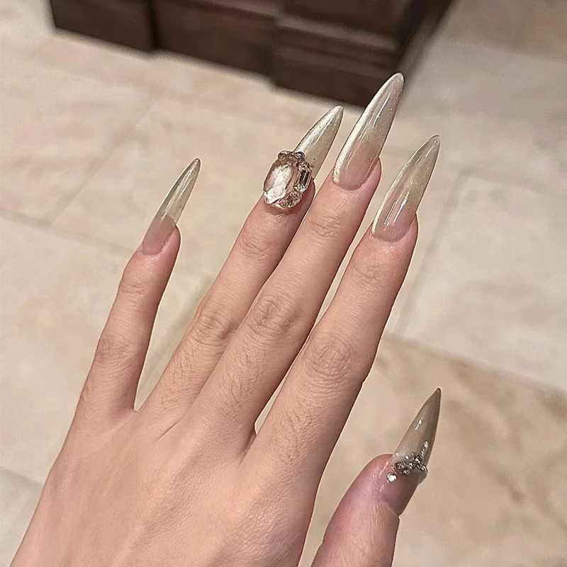 Acrylic Stiletto Press-On Nägel Karnz