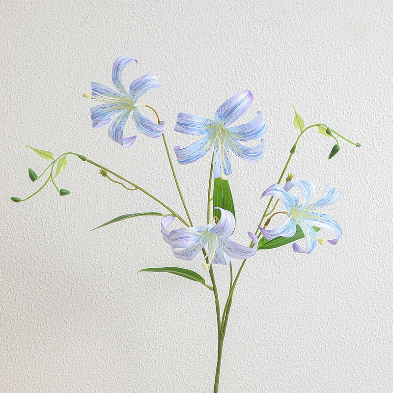 Künstlicher Lilienstrauß mit detailverliebten Blüten Karnz