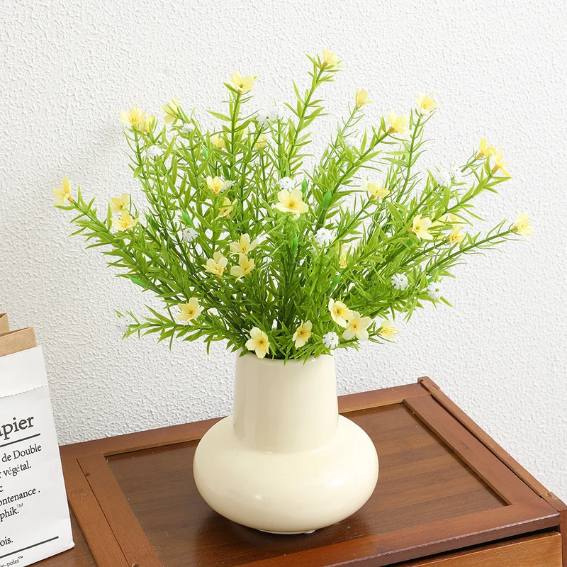 Künstlicher Blumenstängel mit feinen Blüten Karnz