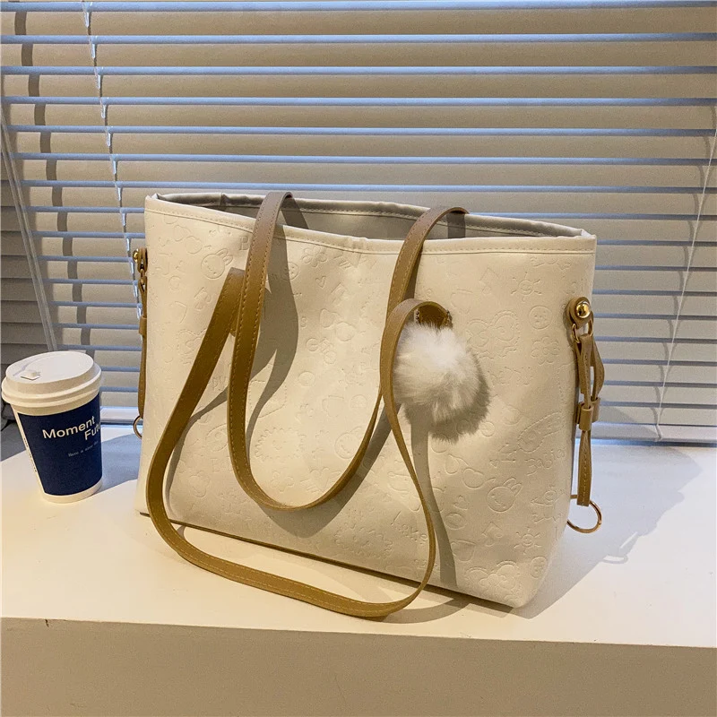 Stylische Präge-Schultertasche