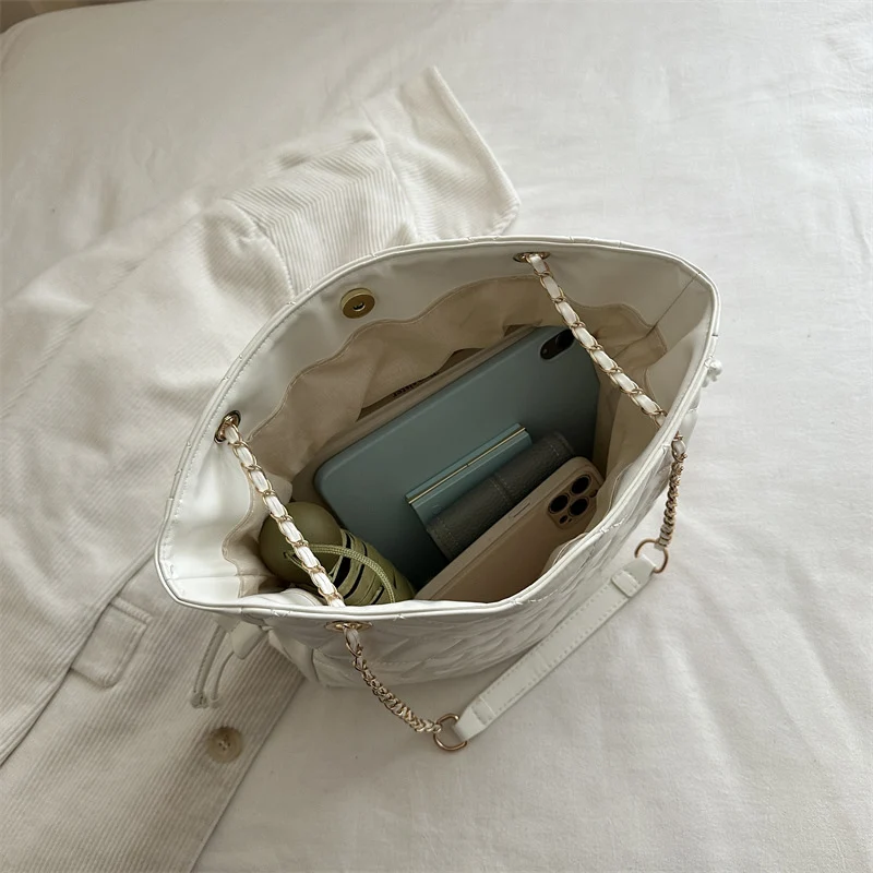 Gepolsterte Kunstleder-Shopper-Tasche