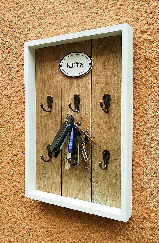Wandmontierte Schlüsselbund-Organizer