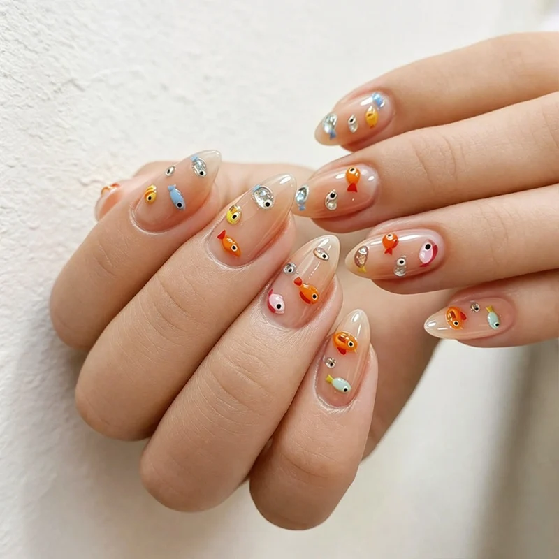 Kunstnagelset mit kreativen Tier- und Fischmotiven Karnz