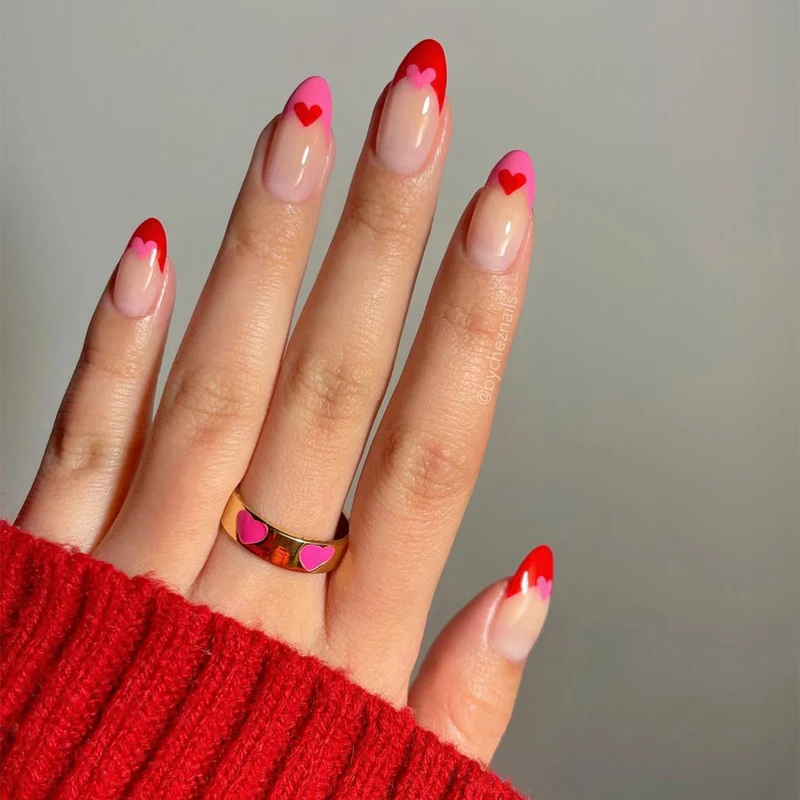 Kunstnagelset mit Herz-Design Karnz
