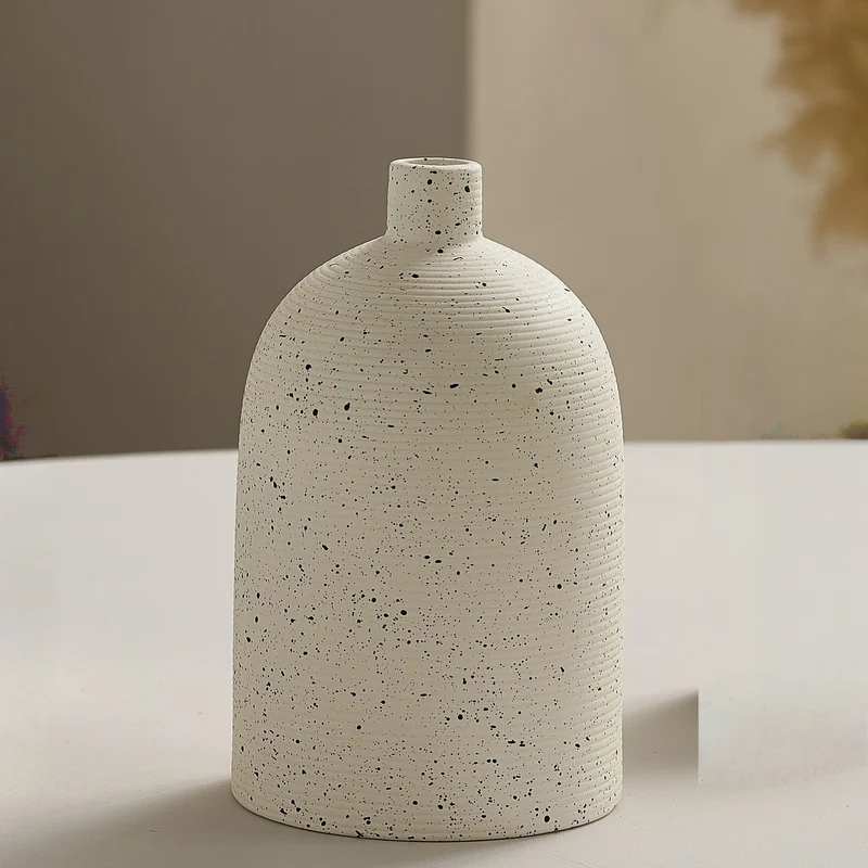 Elegante und Kunstvolle Keramikvase Karnz