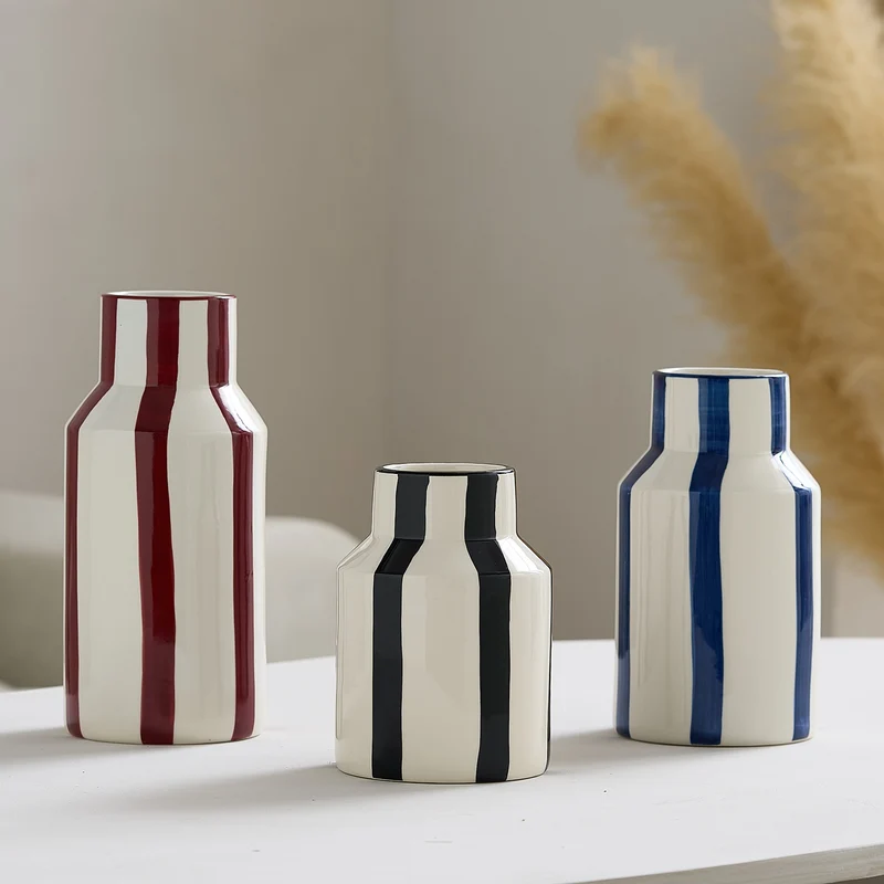 Dekorative Vase Karnz