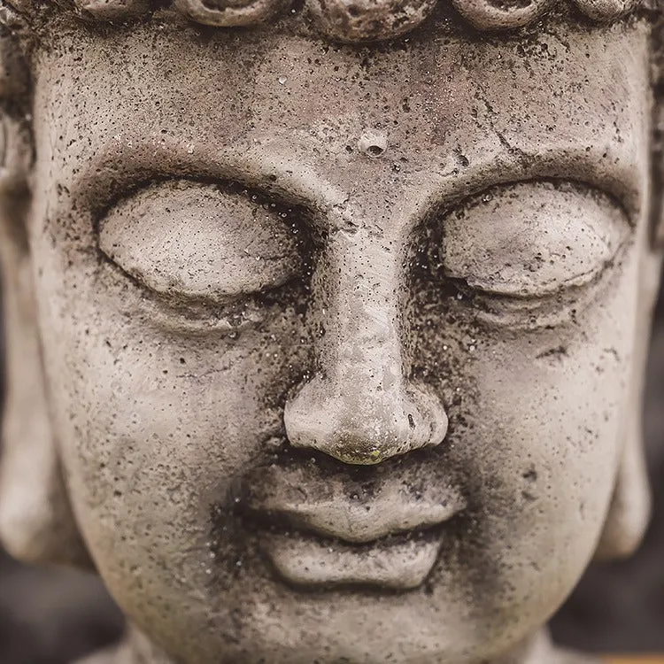 Dekorative Buddha-Statuette Karnz