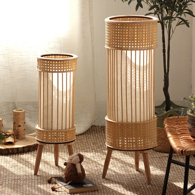 Stilvolle Stehlampe im modernen Design Karnz