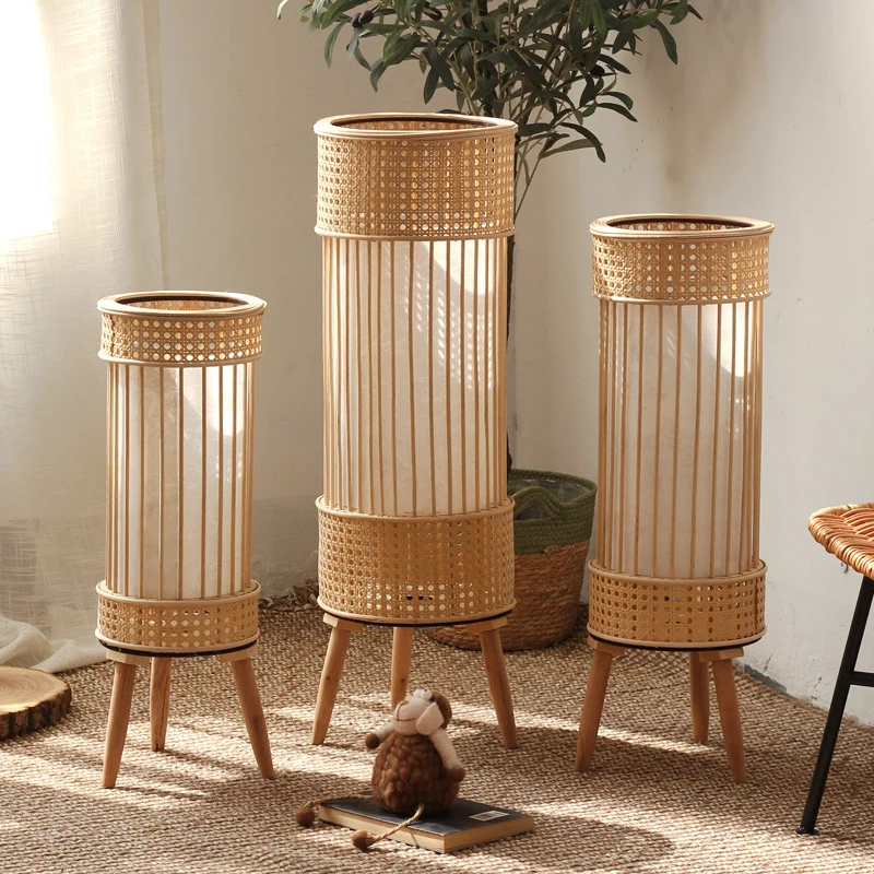 Stilvolle Stehlampe im modernen Design Karnz