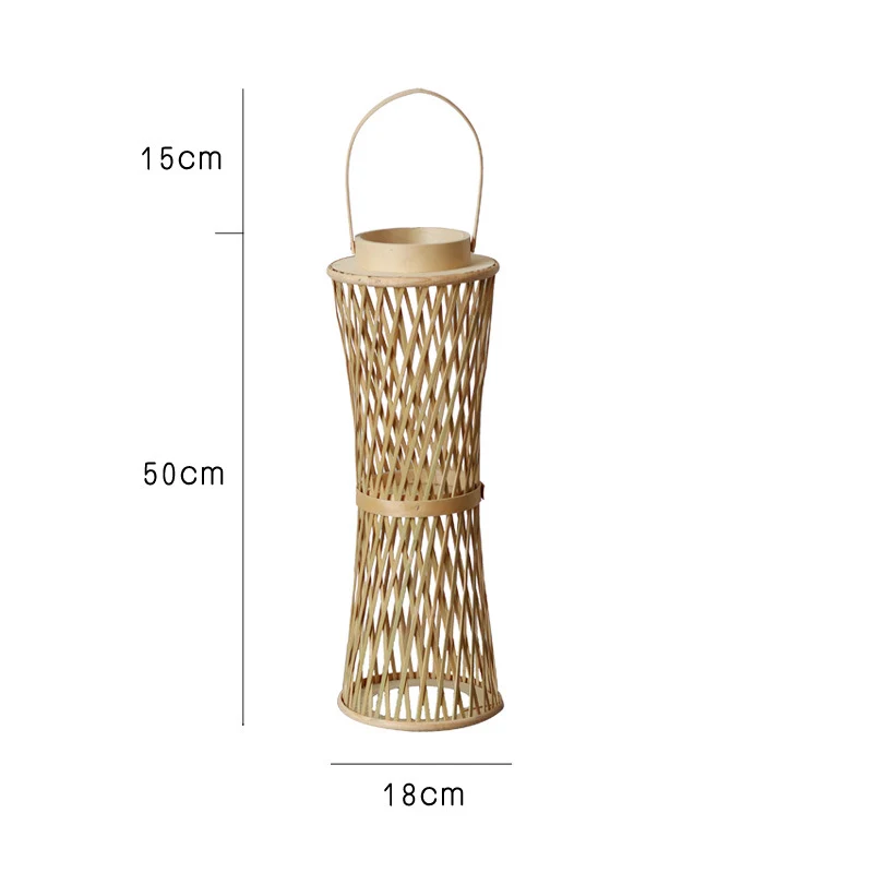 Elegante Laterne aus Rattan Karnz