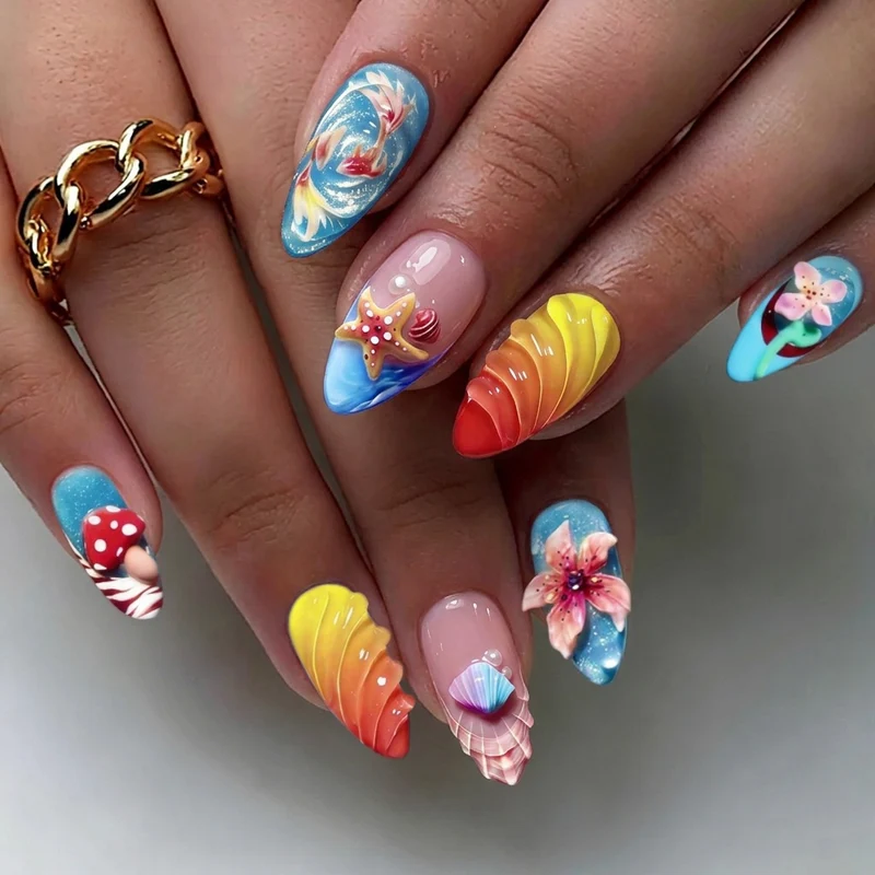 Kunstnagelset mit floralem Design und kreativem Glitzer Karnz