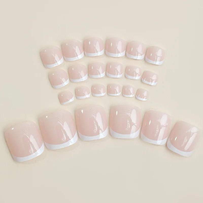 Kunstnagelset mit flexiblen Nägeln und pflegenden Zubehör Karnz