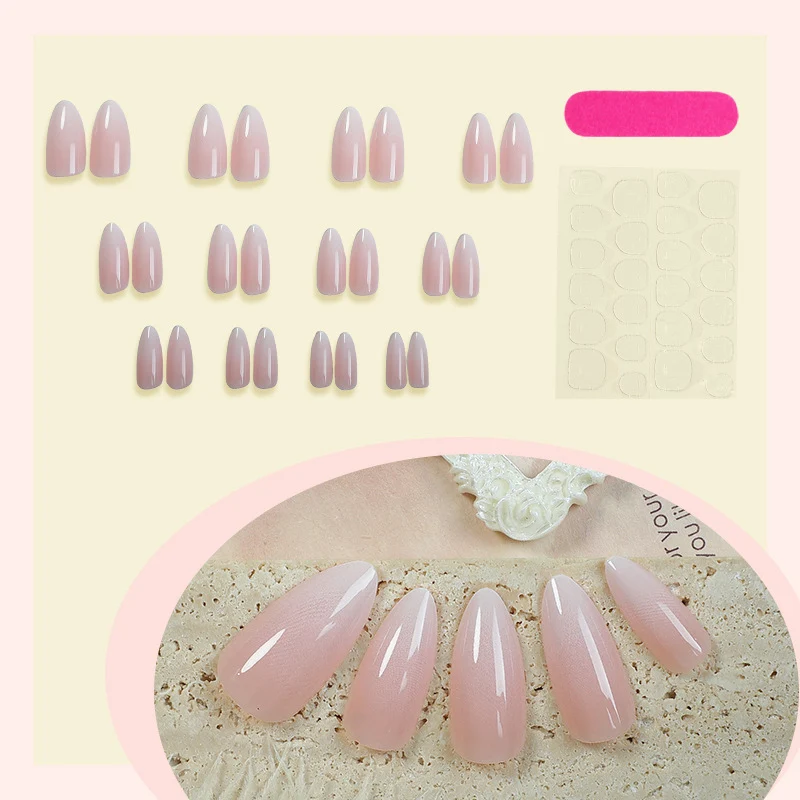 Kunstnagelset mit flexibel anpassbaren Formen Karnz