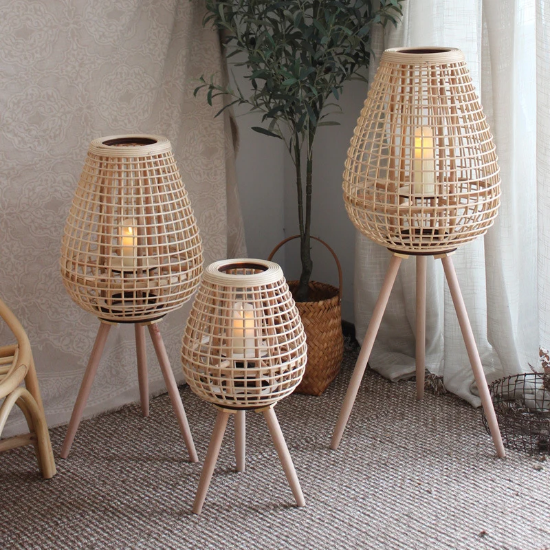 Dekorativer Rattan-Laterne mit Tragegriff Karnz