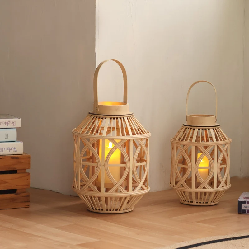 Dekorative Rattanhängelampe Karnz