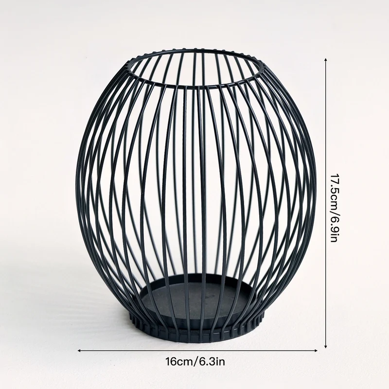 Dekorative Metallvase Karnz