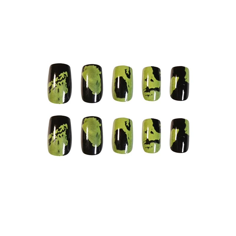 Kreative Nagelkunst im modernen Design Karnz