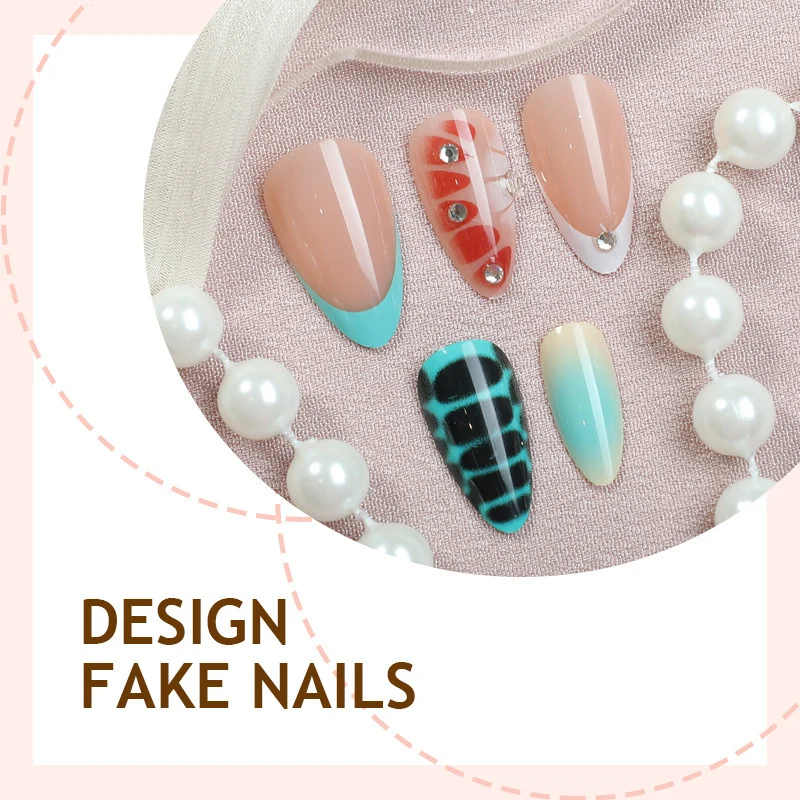 Kunstnagelset mit eleganten Mustern und kreativen Designs Karnz