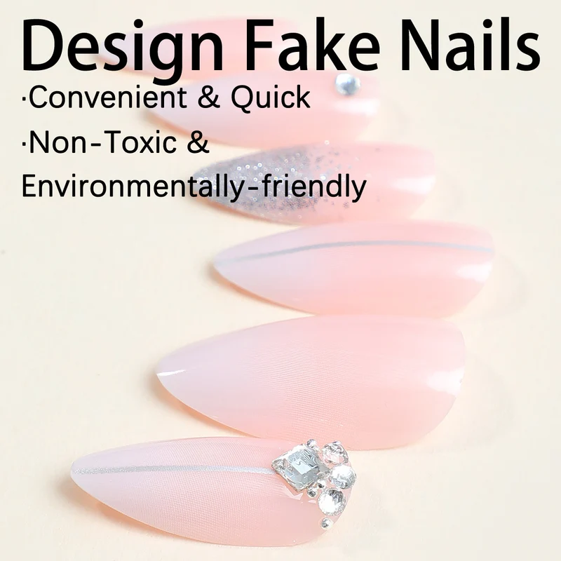 Kunstnagelset mit eleganten Glitzerakzenten Karnz