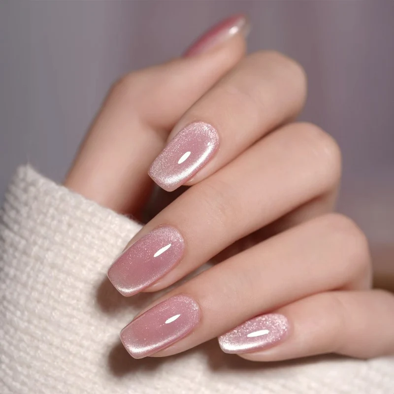 Kunstnagelset mit eleganten Blüten- und Leopardenmuster Karnz