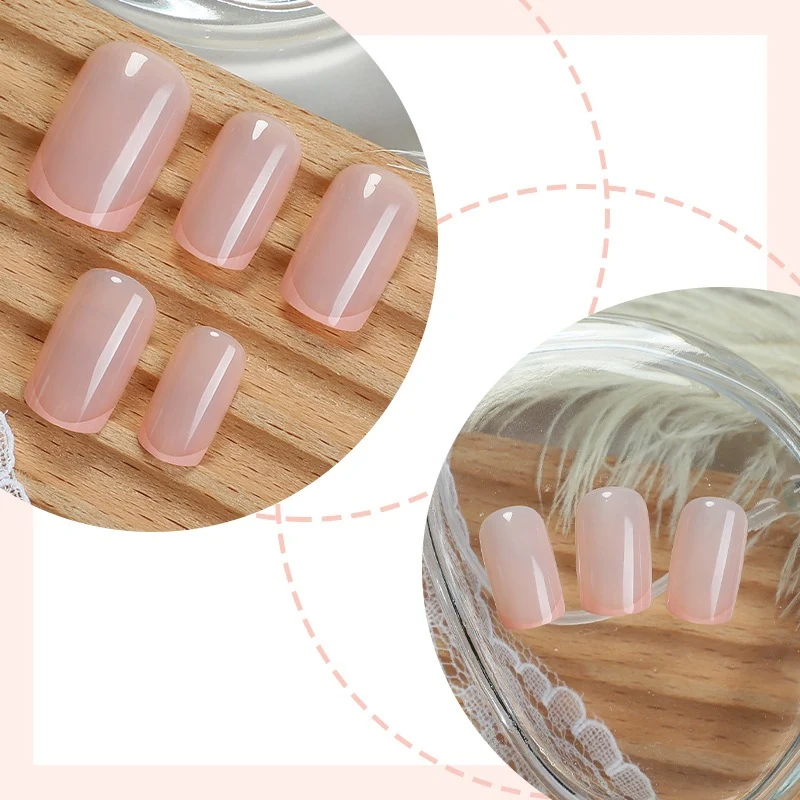 Kunstnagelset mit elegantem French Design und funkelnden Akzenten Karnz