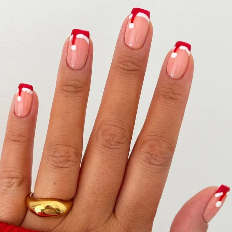 Kreatives Kunstnagelset mit festlichem Weihnachtsdesign Karnz