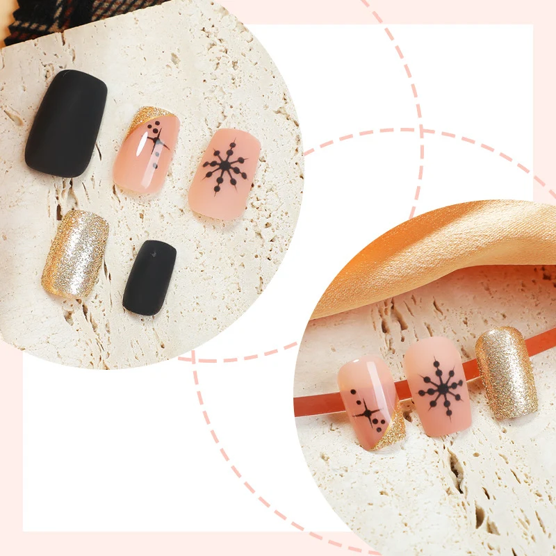 Kreatives Kunstnagelset mit festlichem Design Karnz