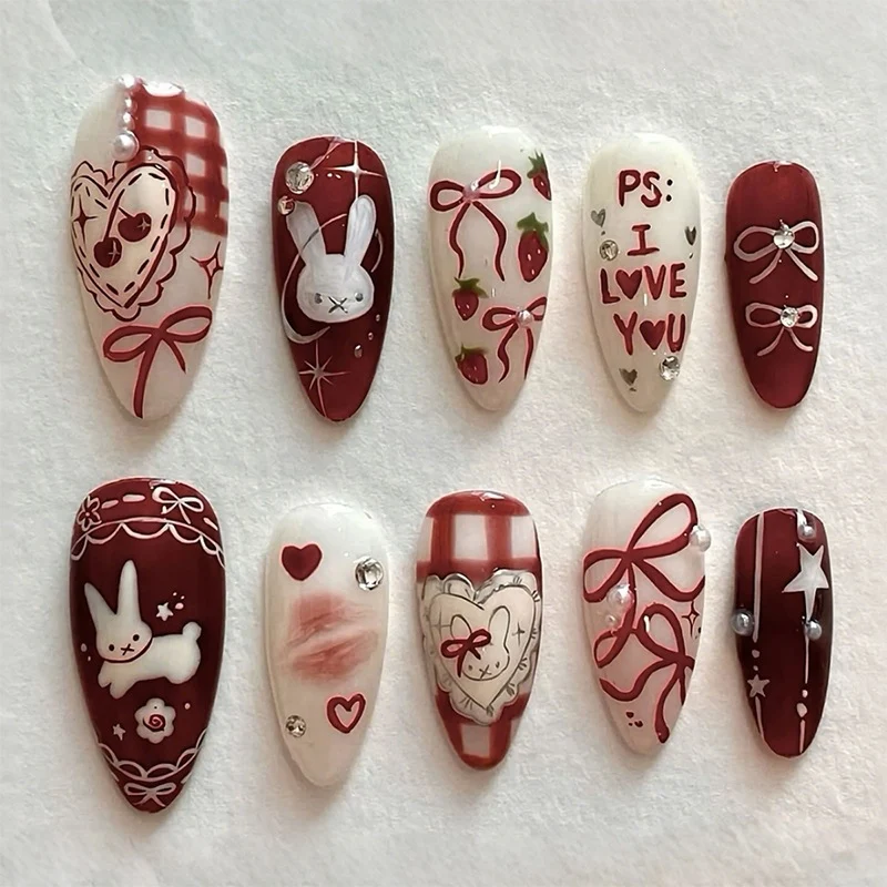 Kreatives Kunstnagel-Set mit romantischen Herz- und Tiermotiven Karnz