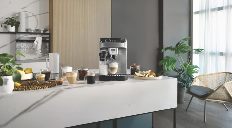 DeLonghi Magnifica Plus Fully Automatic Coffee Machine