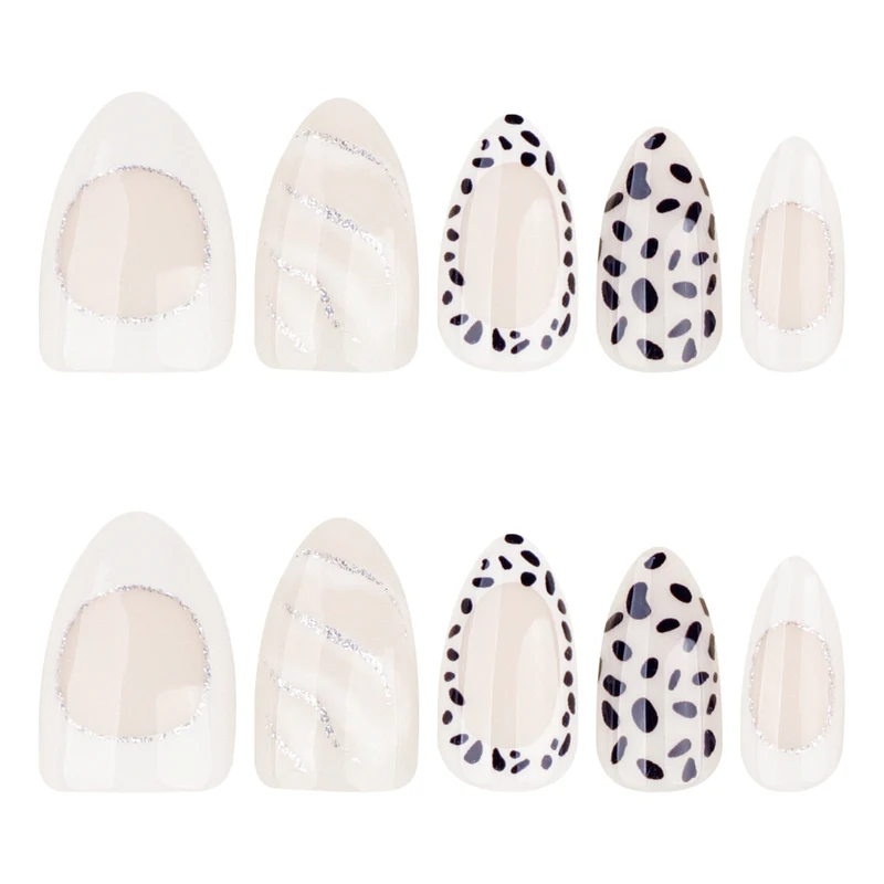 Trendige Nailart im kreativen Stiletto-Design Karnz