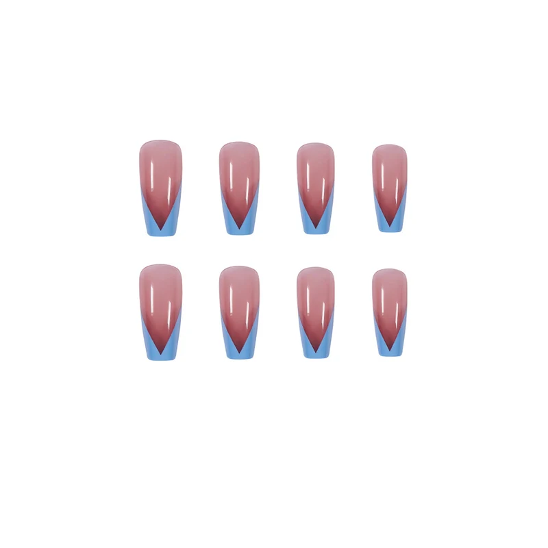 Kunstvolle Stiletto-Nägel mit Ombre-Design Karnz