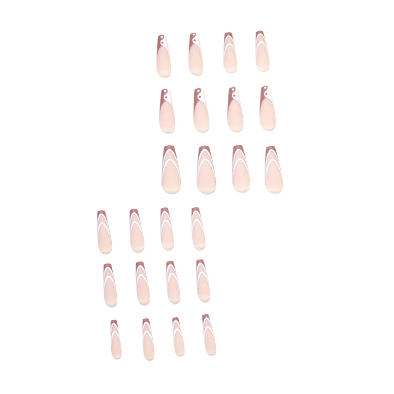 Elegante Nagelverlängerungen mit kunstvoller Wellen-Design Karnz