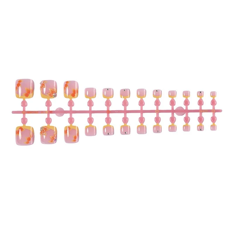 Kunstnagel-Set mit floralem Design und Glitzerakzenten Karnz