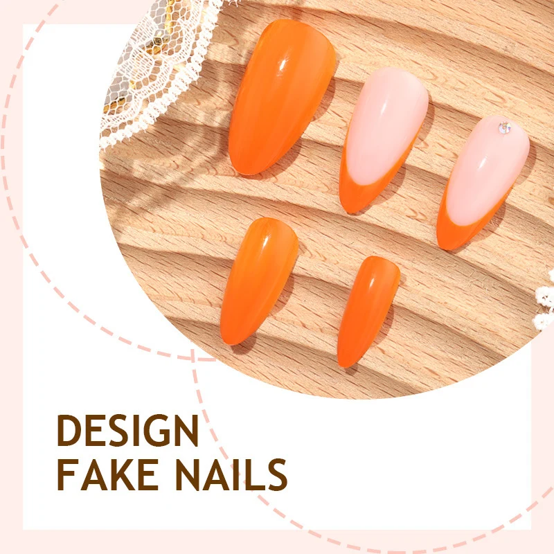 Kunstnagel-Set mit eleganten Designs und Kunststeinakzenten Karnz