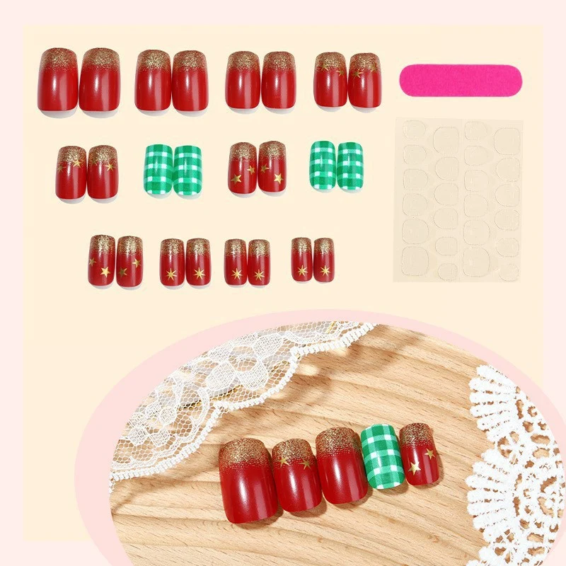 Künstliche Nagelspitzen mit Ombre-Design Karnz