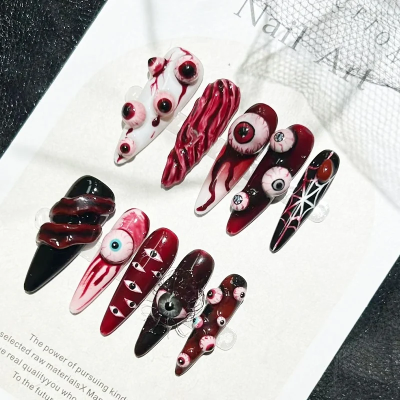Kreatives Pastell Nagelset mit Gruselmotiven Karnz