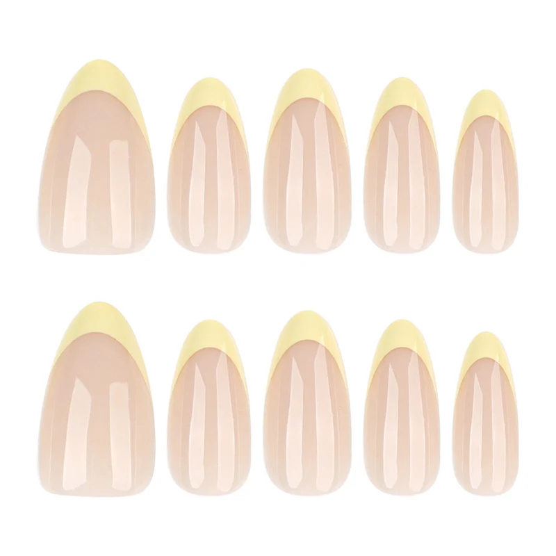 Elegante Nagelkunst mit Farbverlauf und Glanz Karnz