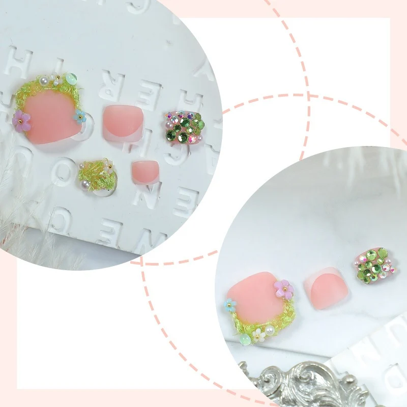 Kreatives Nagelset mit Glitzer- und Blumendesigns Karnz