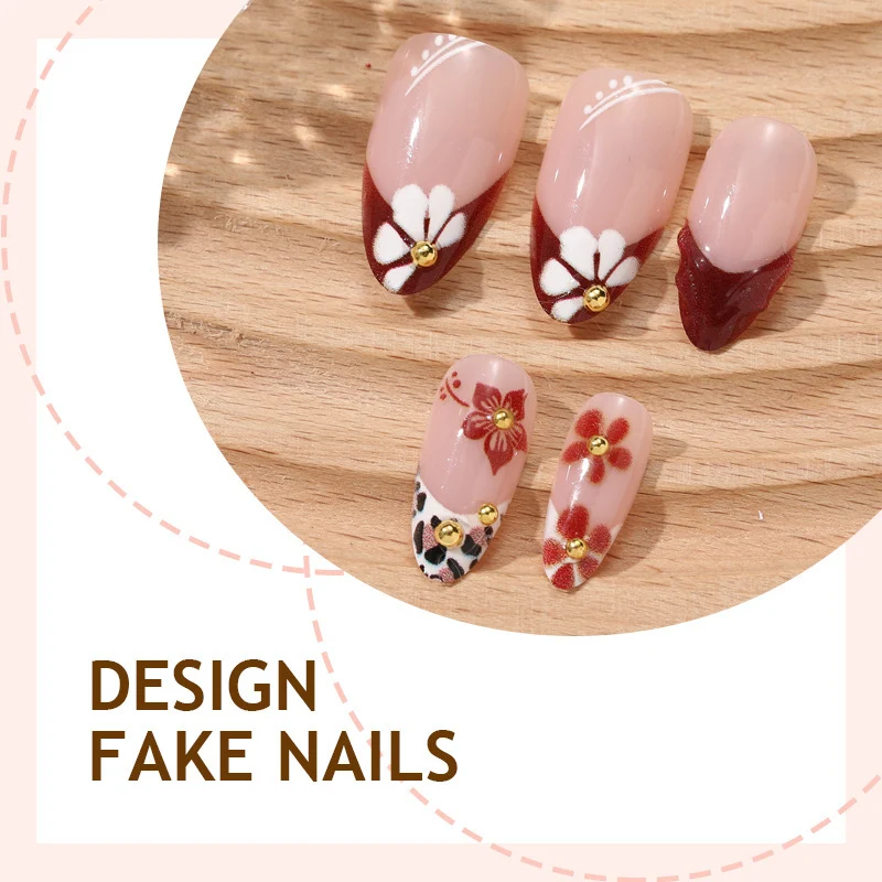 Kreatives Nageldesignset mit eleganten Blumen- und Leopardenelementen Karnz
