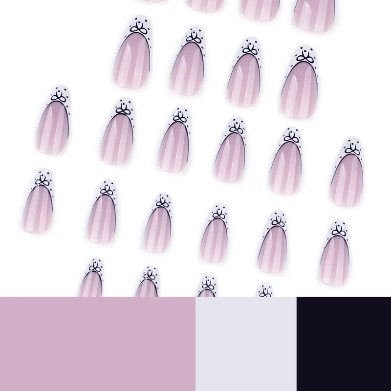 Kunstvolle Stiletto-Nägel mit elegantem Floral Design Karnz