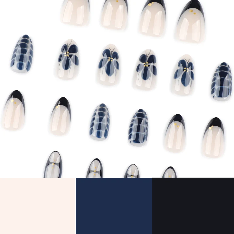 Kunstvolle Nailart im eleganten Stiletto-Design mit floralen Akzenten Karnz
