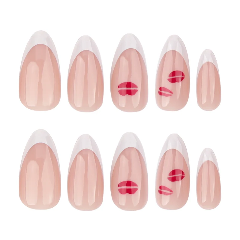 Kunstvolle Nagelverlängerungen mit glamourösem Lippen-Design Karnz