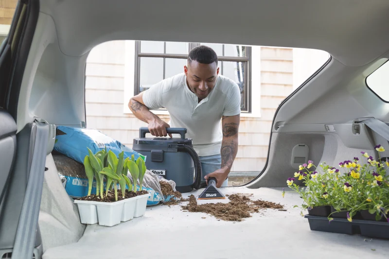 Shark MessMaster Portable Wet/Dry Vacuum