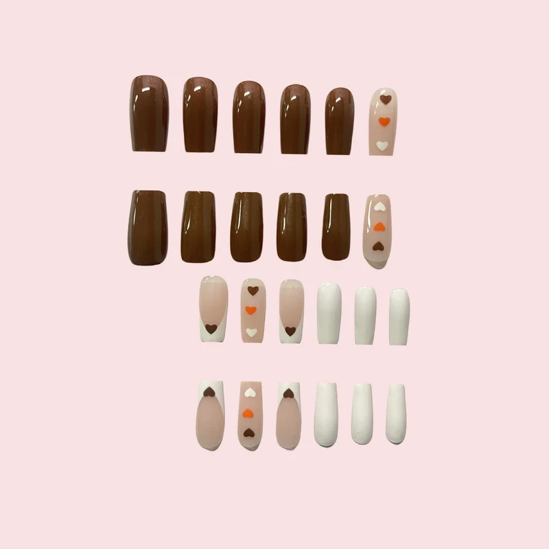 Herz-Muster Press-On Nagelkunst Karnz