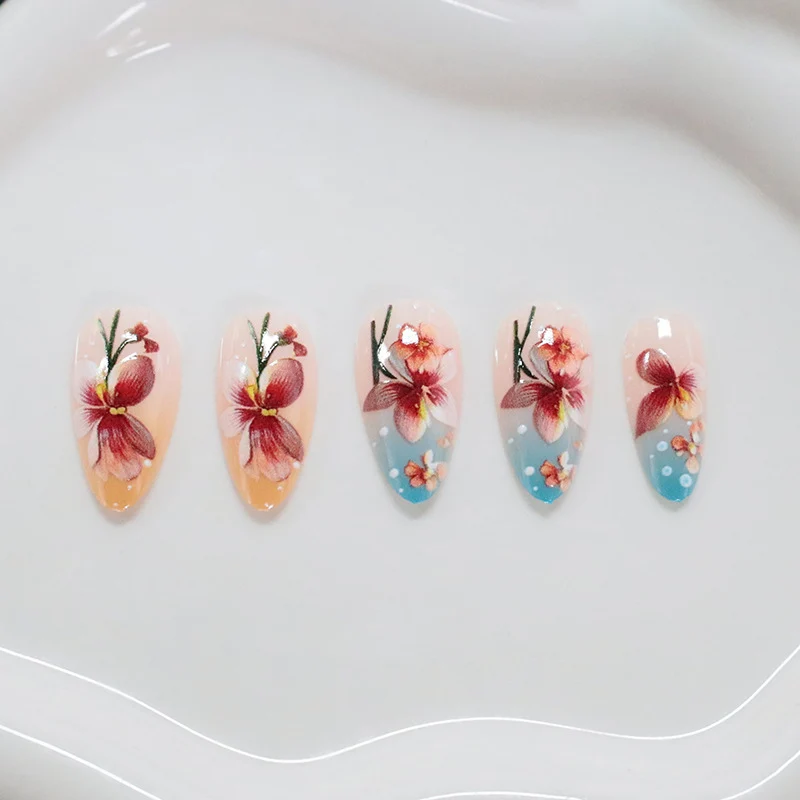 Blumenschmuck Nagelkunst Karnz